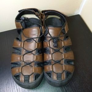 Khombu Travis Brown Sanders size 10